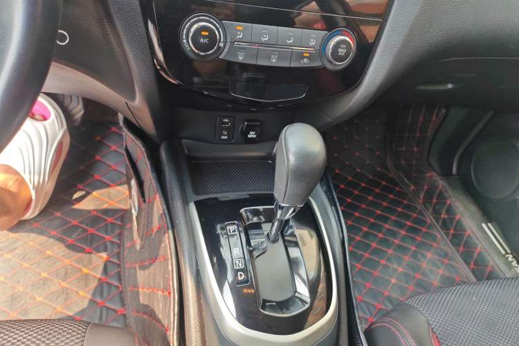 Used Nissan Qashqai 2017 2.0L CVT Smart Enjoyment Version China V Standard
