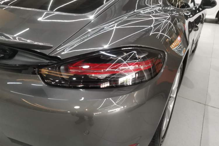 Used Porsche 718 2018 Cayman 2.0T