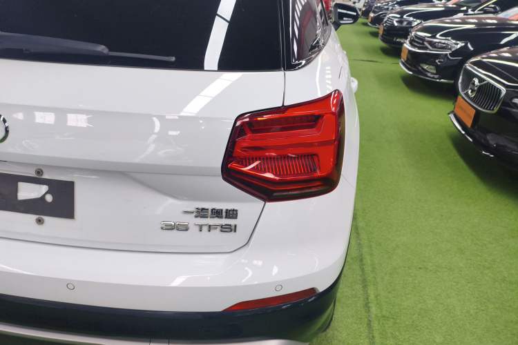 Used Audi Q2L 2021 35 TFSI Progressive Dynamic Edition
