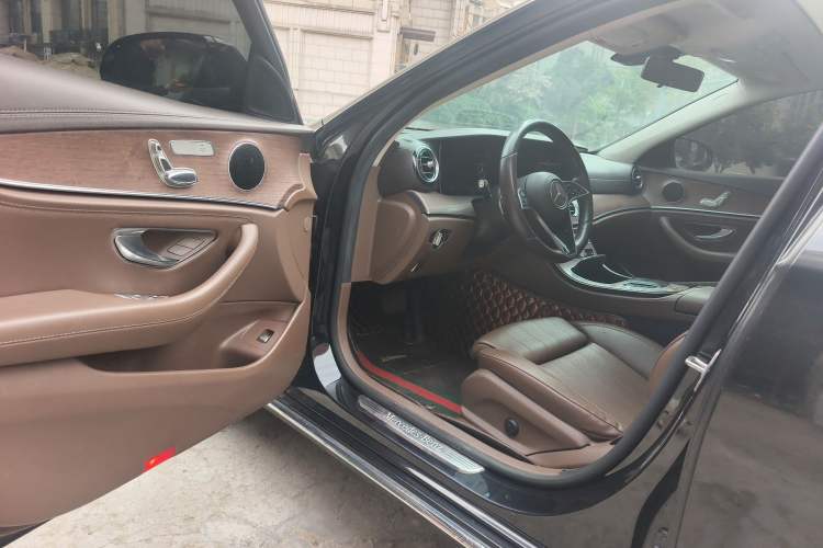 Used Mercedes-Benz E-Class 2021 Facelift E 260 L