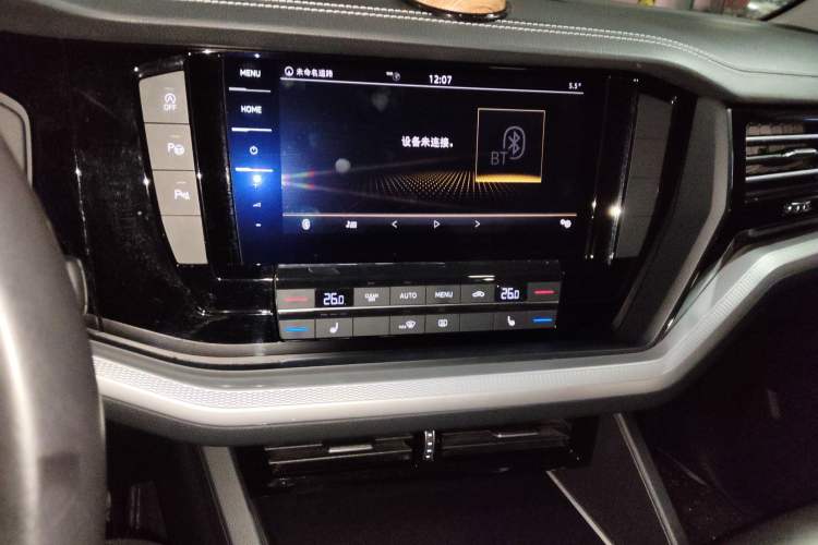 Used Volkswagen Touareg 2019 2.0 TSI Flagship Edition China VI Audio And AC Panel