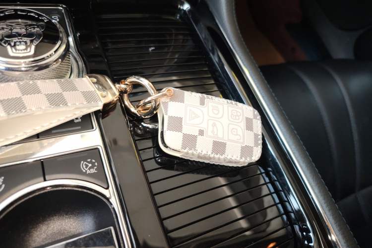 Used Jaguar XJ 2016 XJL 3.0 SC Two-Wheel-Drive Elegant Business Edition