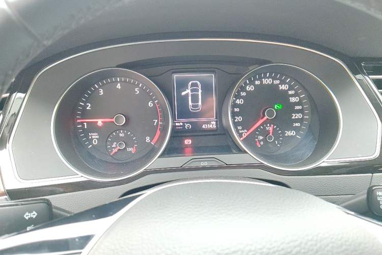 Used Volkswagen Magotan 2019 330TSI DSG Luxury Version China VI Standard