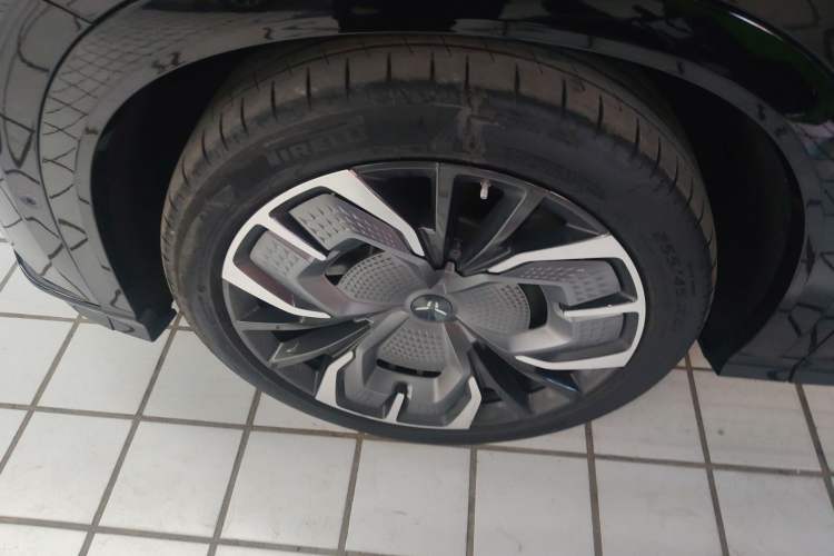 Used Hongqi Tiangong 08 2025 680 Ultra Four-Wheel-Drive Version