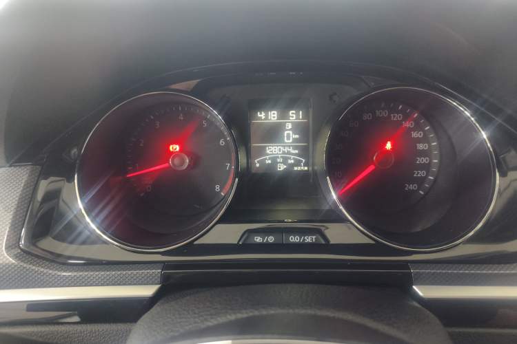 Used Volkswagen C-TREK 2018 1.5L Automatic Comfort Model Instrument Cluster