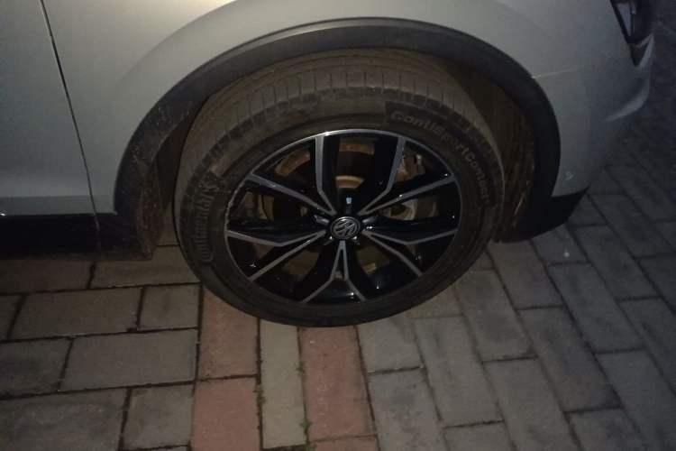 Used Volkswagen Tiguan L 2018 380TSI Automatic All-Wheel Drive Flagship Edition Right Front Wheel Hub