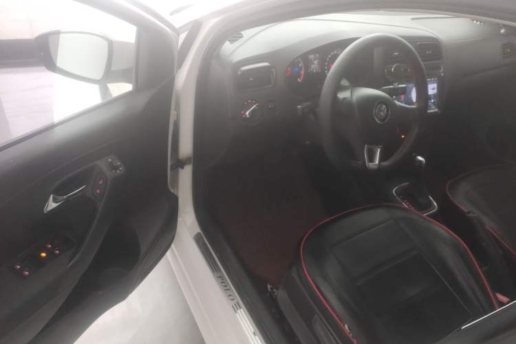 Used Volkswagen Polo 2016 1.4L Automatic Trendy Model