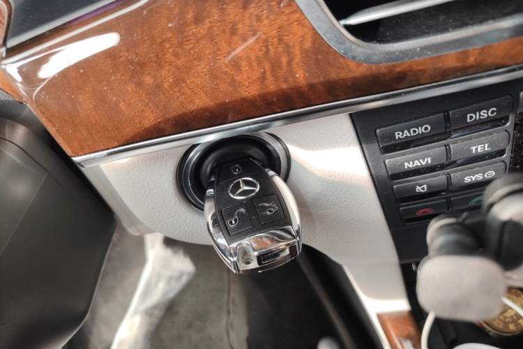 Used Mercedes-Benz E-Class 2014 E 260 L Luxury Model