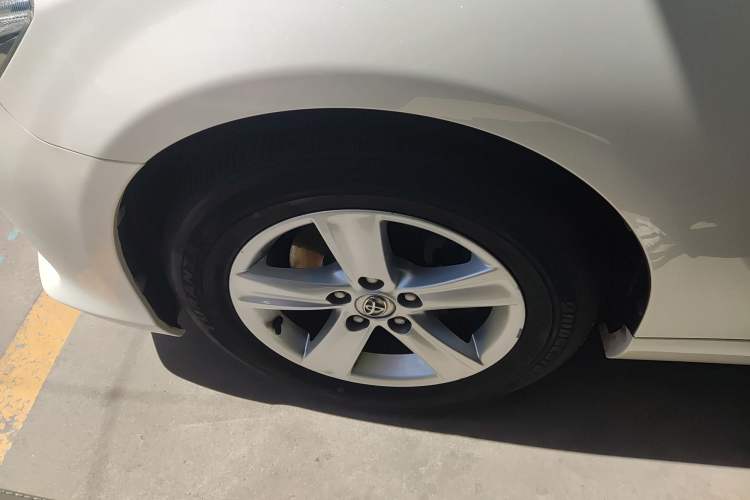 Used Toyota Reiz 2013 2.5V Elite Edition Left Front Wheel Hub