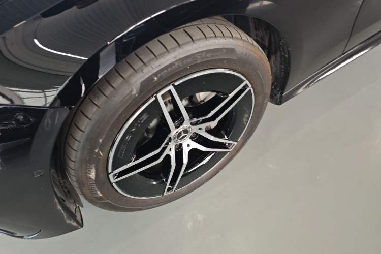 Used Mercedes-Benz E-Class 2024 E 300 Fashion Sport Edition