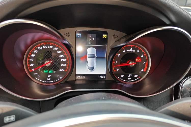 Used Mercedes-Benz C-Class 2017 Facelift C 200 Coupe