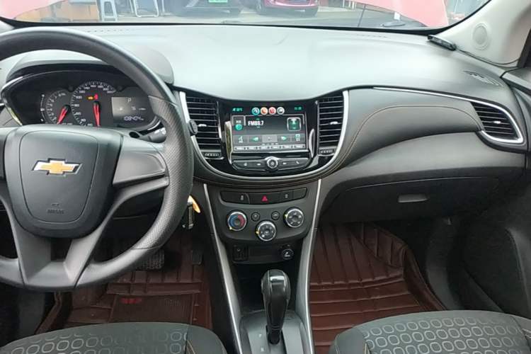 Used Chevrolet Trax 2018 330T Automatic Two-Wheel Drive Elite Model
