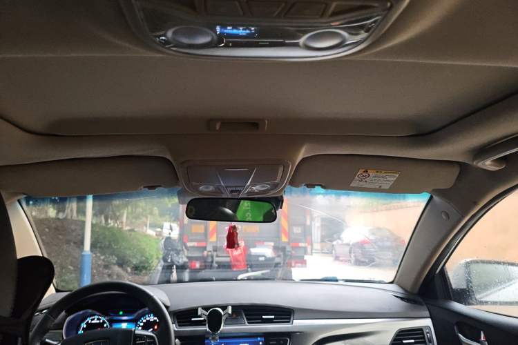 Used Geely Auto Emgrand 2017 Sedan Million Edition 1.5L Manual - Upward Version
