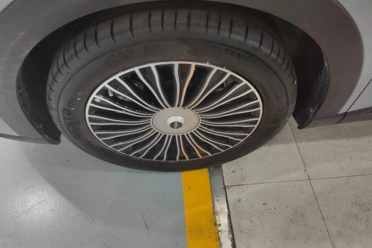 Used Chery Fengyun T9 2024 210 Ultra-Long Range Luxury Version 5 Seats Manganese Iron Phosphate Lithium Exterior 4