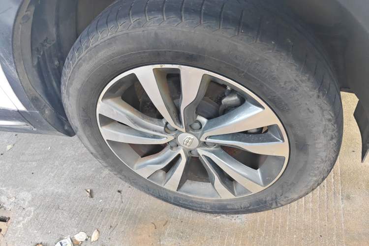 Used Geely Auto Emgrand X7 Sport 2016 1.8TD Automatic Smart Model Right Front Wheel Hub