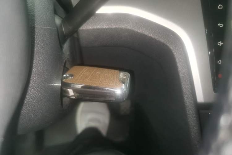 Used Volkswagen Lamando 2017 230TSI DSG Fashion Edition
