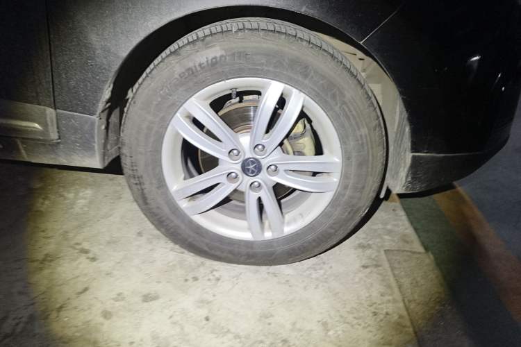 Used JAC Group Refine S5 2013 2.0T Manual Luxury Edition