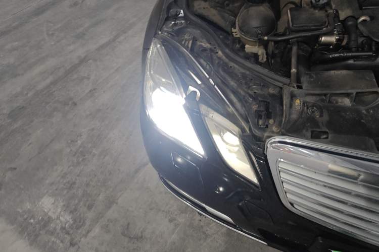 Used Mercedes-Benz E-Class 2011 E 260 L CGI Fashion Model