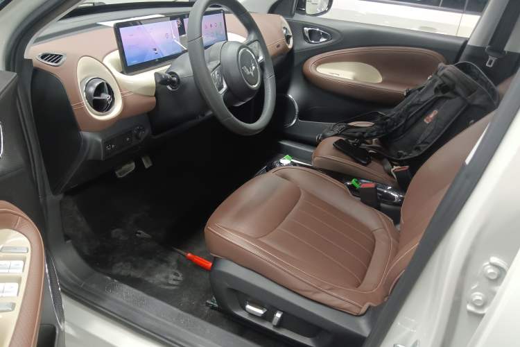 Used Wuling Bingo 2023 333 km Lingxi Connected Version
