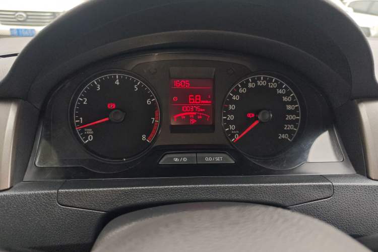 Used Volkswagen Santana 2015 1.6L Manual Comfort Edition Instrument Cluster