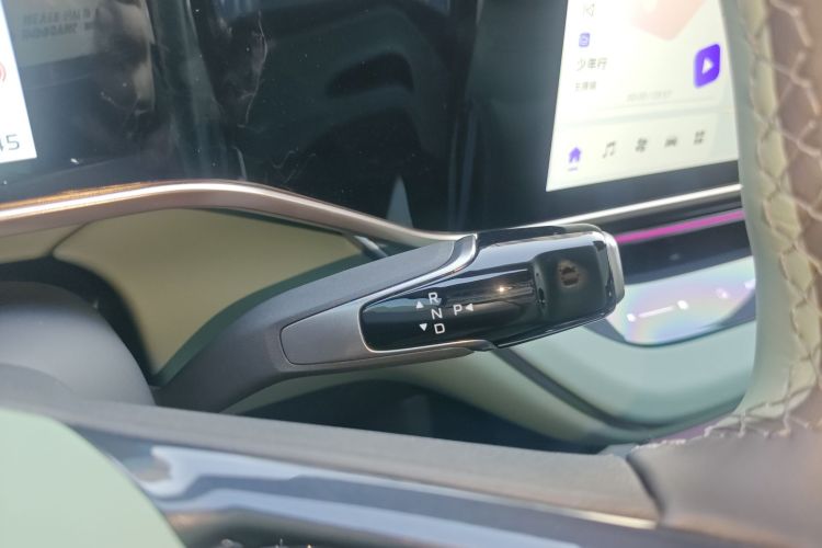 Used Hongqi EH7 2024 760 Pro+ Four-Wheel Drive Version
