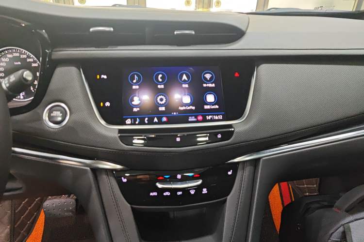 Used Cadillac XT5 2020 28T Four-Wheel Drive Luxury Version Audio And AC Panel