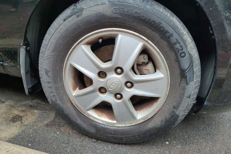 Used Kia Forte 2011 1.6L MT GL
