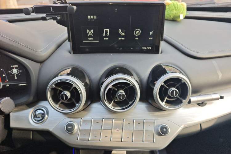 Used Wey VV7 2019 Upgraded Model 2.0T Ultra-Luxury Version China V Standard