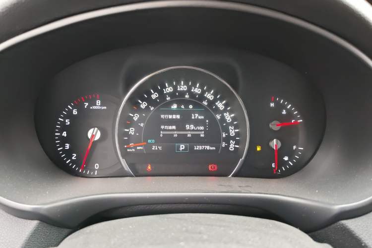 Used Kia Sorento 2015 Sorento L 2.4L Gasoline 4WD Elite Edition 5 Seats China IV Standard Instrument Cluster