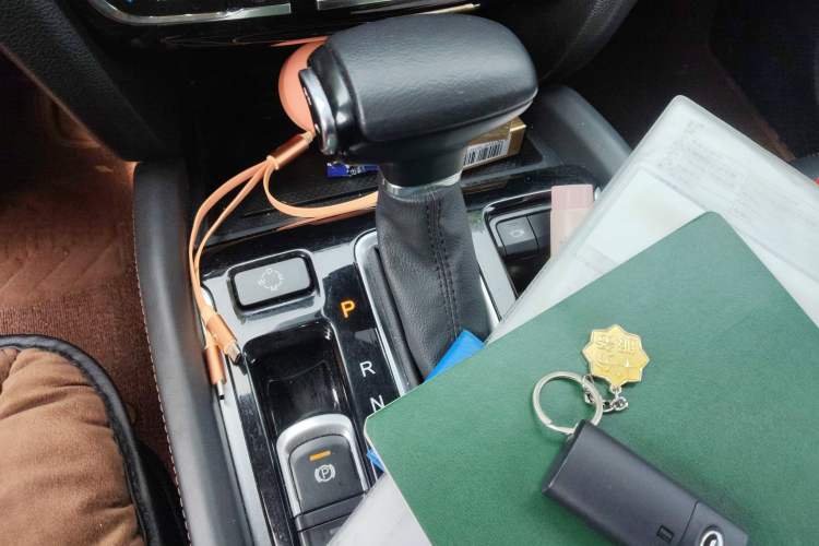 Used GAC Trumpchi GS8 2017 320T Four-Wheel Drive Luxury Smart Connectivity Version (7 Seats)