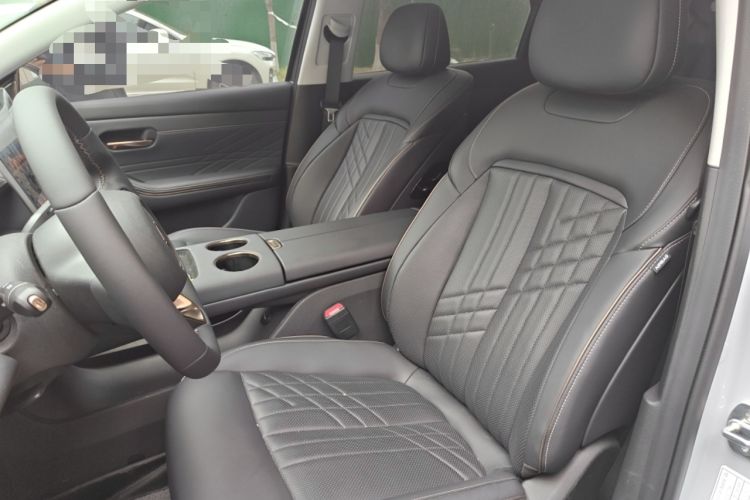 Used Baojun Enjoy 2025 All-Electric 600km Luxury Edition
