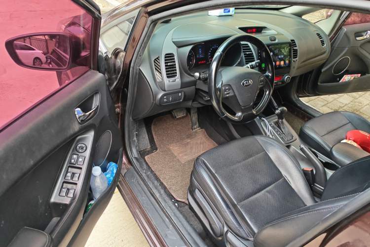 Used Kia K3 2015 1.6L Automatic DLX Driver Seat