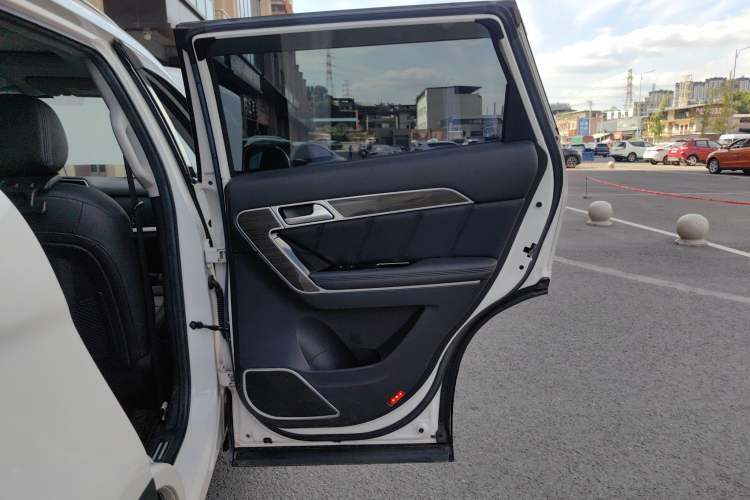 Used Haval H6 Coupe 2016 Blue Label 1.5T Automatic Two-Wheel Drive Urban Model