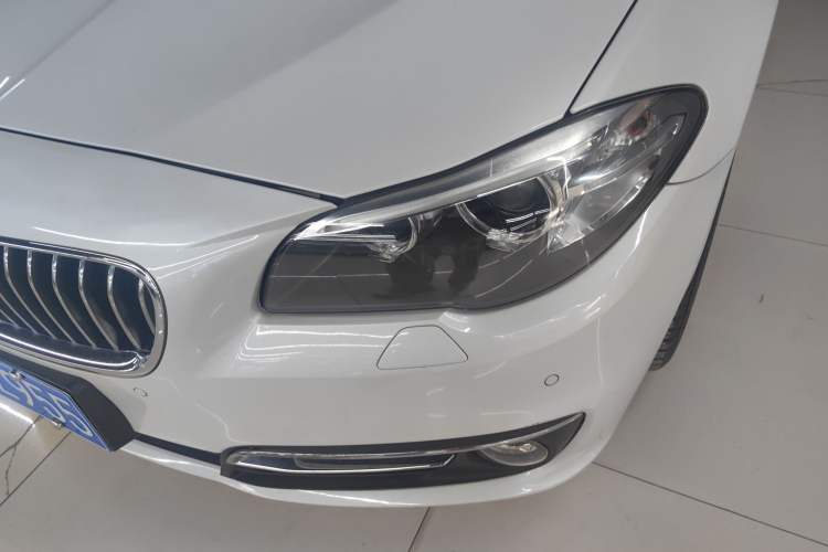 Used BMW 5 Series 2014 525Li Luxury Design Package