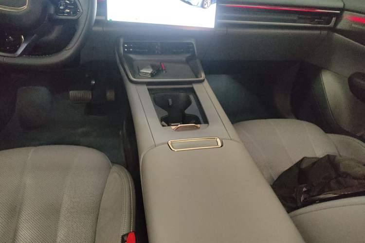 Used Lynk & Co 07 2024 EM-P 126 Long-Range Ultra