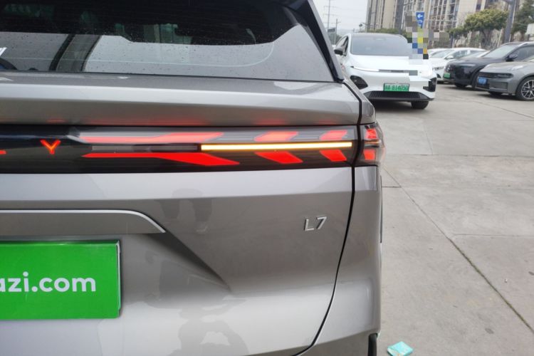 Used Geely Galaxy L7 2024 1.5T 115 km Starship Dragon Edition
