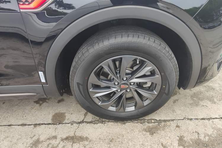 Used Hongqi HS5 2023 2.0T Qiyue Pro Edition Right Front Wheel Hub