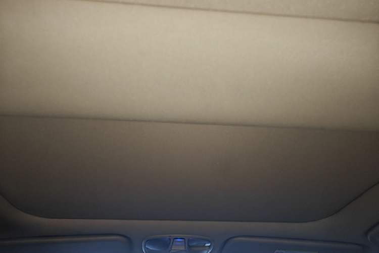 Used Hyundai Sonata 2011 2.0L Automatic Luxury Edition Headliner