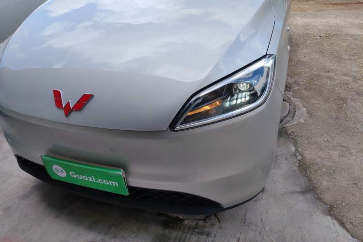 Used Wuling Hongguang New Energy 2024 All-Electric Model 300KM Practical Version