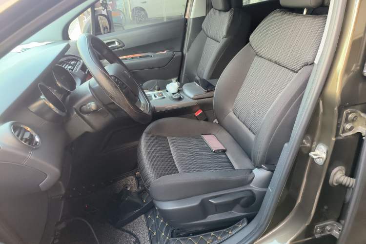 Used Peugeot 3008 2016 1.6THP Automatic Classic Edition
