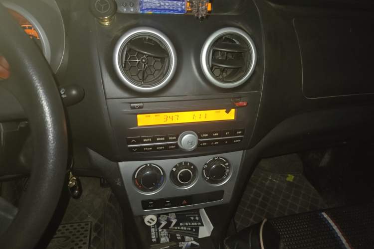 Used CHANGAN KAICHENG Ounuo S 2017 1.5L Jinouno Base Model
