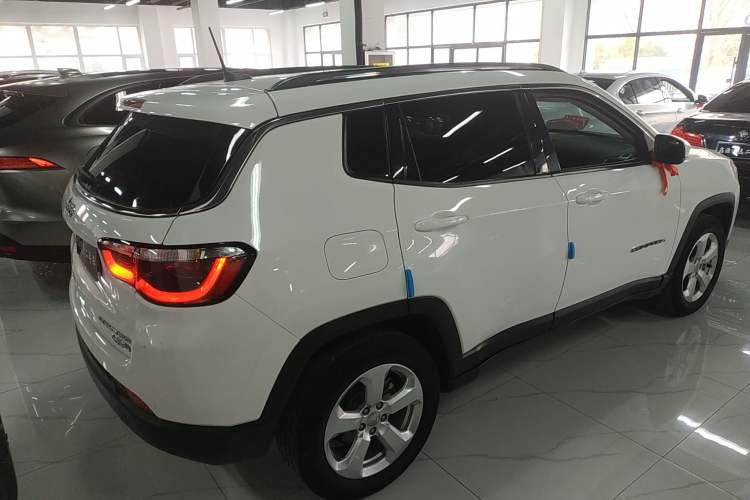 Used Jeep Compass 2019 200T Automatic Enjoyment - Connected Large Screen Version