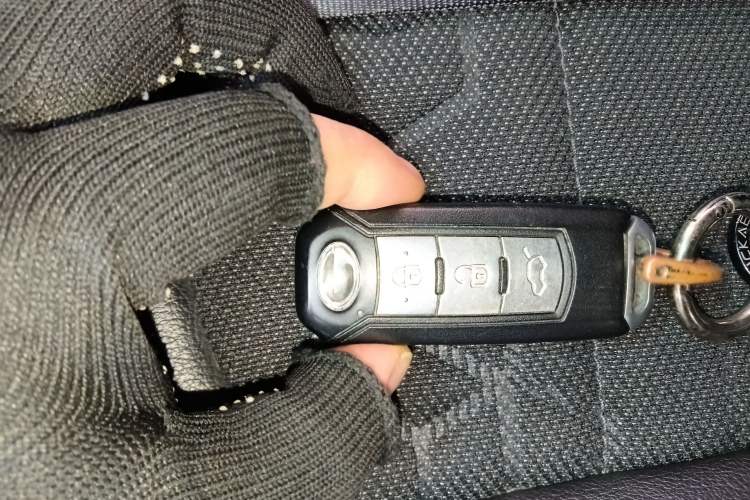 Used GAC Trumpchi GS3 2019 235T Automatic Elite Edition Vehicle Key