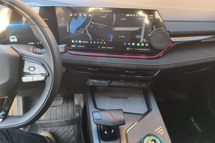 Used CHANGAN OSHAN X5 PLUS 2023 Revised Version 1.5T DCT Navigation Edition
