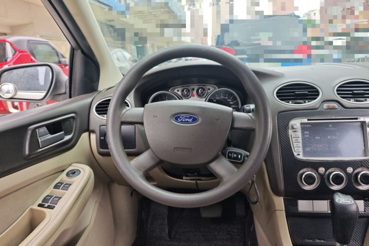 Used Ford Focus 2013 Sedan Classic 1.8L Automatic Base Model