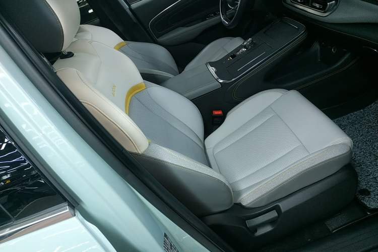 Used AION V 2021 Plus 70 Smart Edition Lithium Iron Phosphate