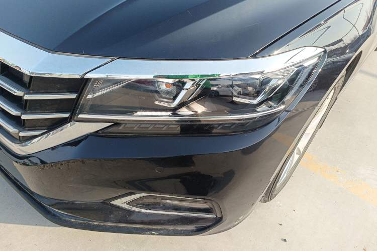 Used Volkswagen Passat 2020 330TSI Elite Edition China VI Left Front Headlight