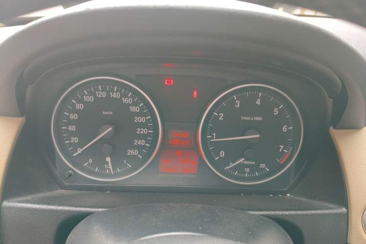 Used BMW X1 2010 xDrive25i
