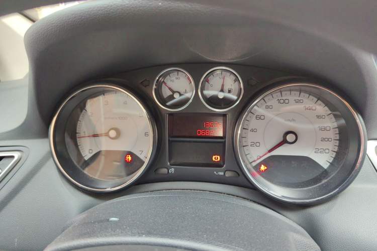 Used Peugeot 308 2014 Enjoy Edition Classic 1.6L Manual YouShang Model Instrument Cluster