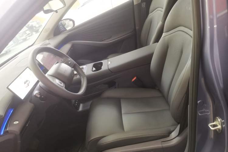 Used Nissan N6 2026 Model 180 Max
